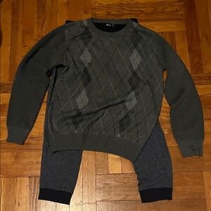 Men's Classic Argyle Crewneck Sweater